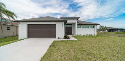 2338 NW 33rd Place, Cape Coral