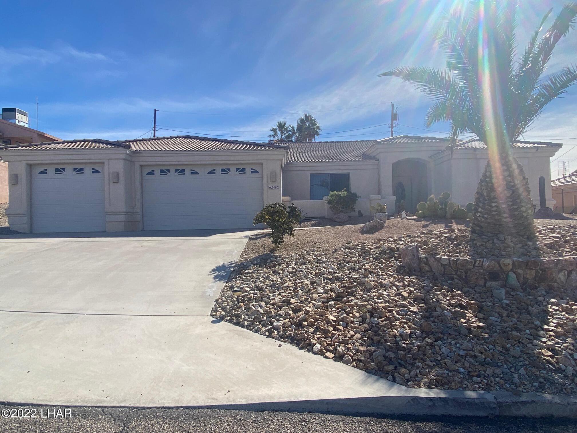 3082 Rustler Dr, Lake Havasu City | MLS 1019638 | »» Call/Text ...