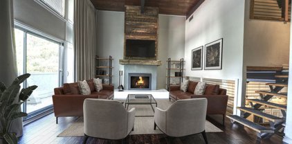 3103 Eisenhauer Unit L-24, San Antonio