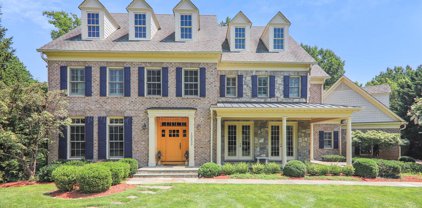 10209 Riverwood Dr, Potomac