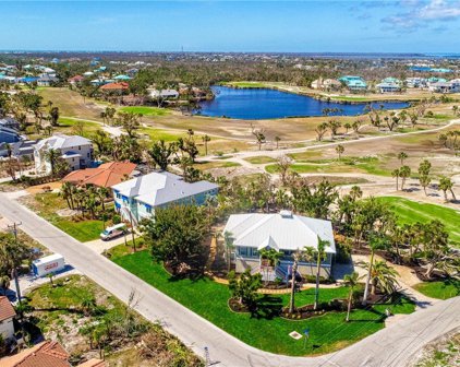 657 Birdie View  Point, Sanibel