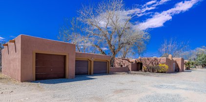 7617 Guadalupe Trail NW, Los Ranchos