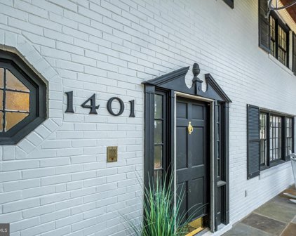 1401 N Pickett St, Alexandria