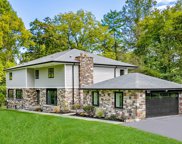 861 S Bryn Mawr Ave, Newtown Square image