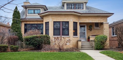 7243 W Clarence Avenue, Chicago