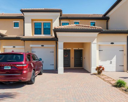 10047 Crooked Creek Drive Unit 202, Venice