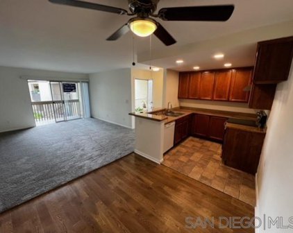 432 Edgehill Ln Unit #88, Oceanside