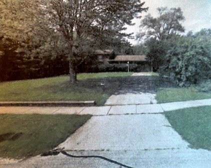 3922 Glendenning Road, Downers Grove