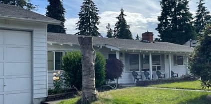 2030 Pinehurst Avenue, Everett