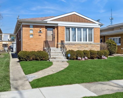 10306 Pelham Street, Westchester