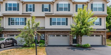 178 Old Schoolhouse Ln, Mechanicsburg