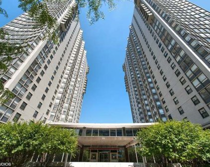 5701 N Sheridan Road Unit #C03, Chicago