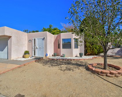 1808 Kirby Court NE, Albuquerque