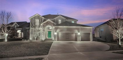 5146 Meadow Height Drive, Shawnee