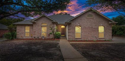 204 Keswick  Drive, Hewitt
