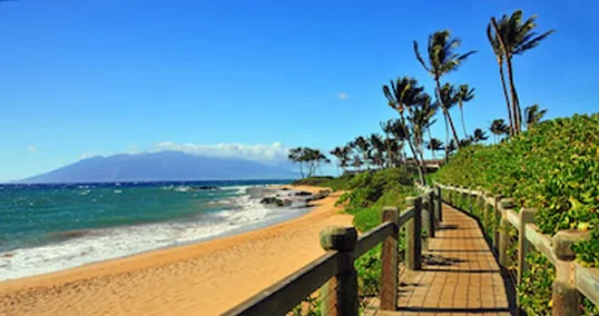 A Wailea boardwalk next to the beach