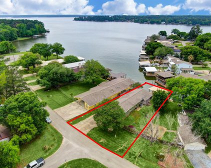 13532 N Lee Shore Drive, Willis