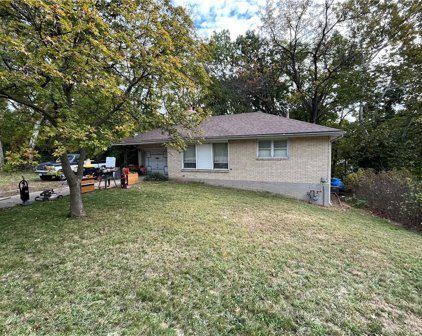 4501 NE Antioch Road, Kansas City