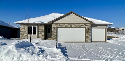 505 N Woodland Ct, Brandon
