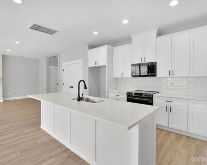 309 Pleasant Hill Se Drive Unit #23, Concord