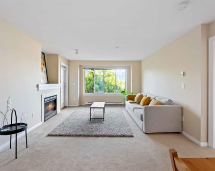 2151 151a Street Unit 404, Surrey
