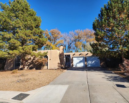 7112 Joyce Drive NE, Albuquerque