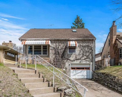 630 Brimhall Street, Saint Paul