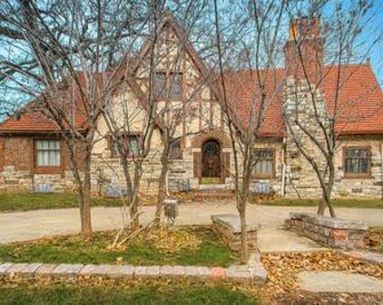 5000 Sunset Drive, Kansas City
