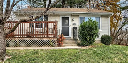 115 S Chestnut St, Elizabethtown