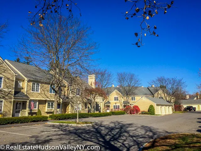 Hunters Glen Condos in Carmel NY