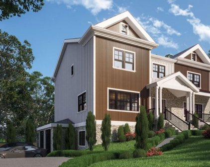 9 Scotland Dr, Livingston Twp.