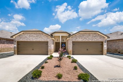 1109/1111 Stanley Way, Seguin