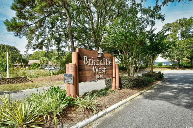 Briarcliffe West Condos for Sale