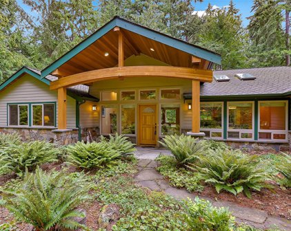 22725 N Deer Drive, Woodway