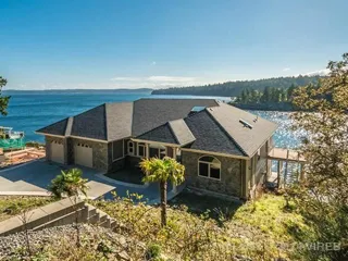 Home in Hammond Bay, Nanaimo BC
