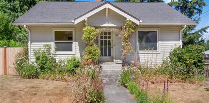 2315 Gale Place, Everett