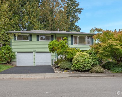 2702 Forest View Drive, Everett