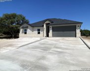 102 A Coleman, Blanco image