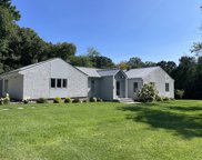 18 Shady Hill Rd, Weston image