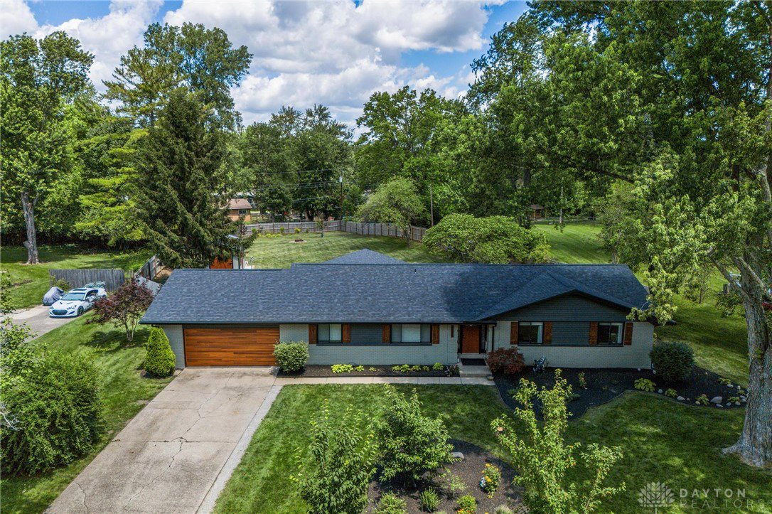 2515 Cross Country Road, Beavercreek, 45431