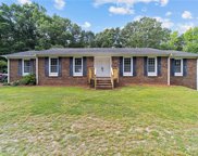 5913 Hyde Park Drive, High Point image