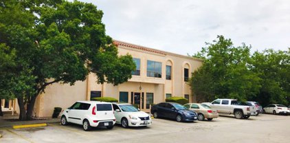 2819 Woodcliffe St, San Antonio