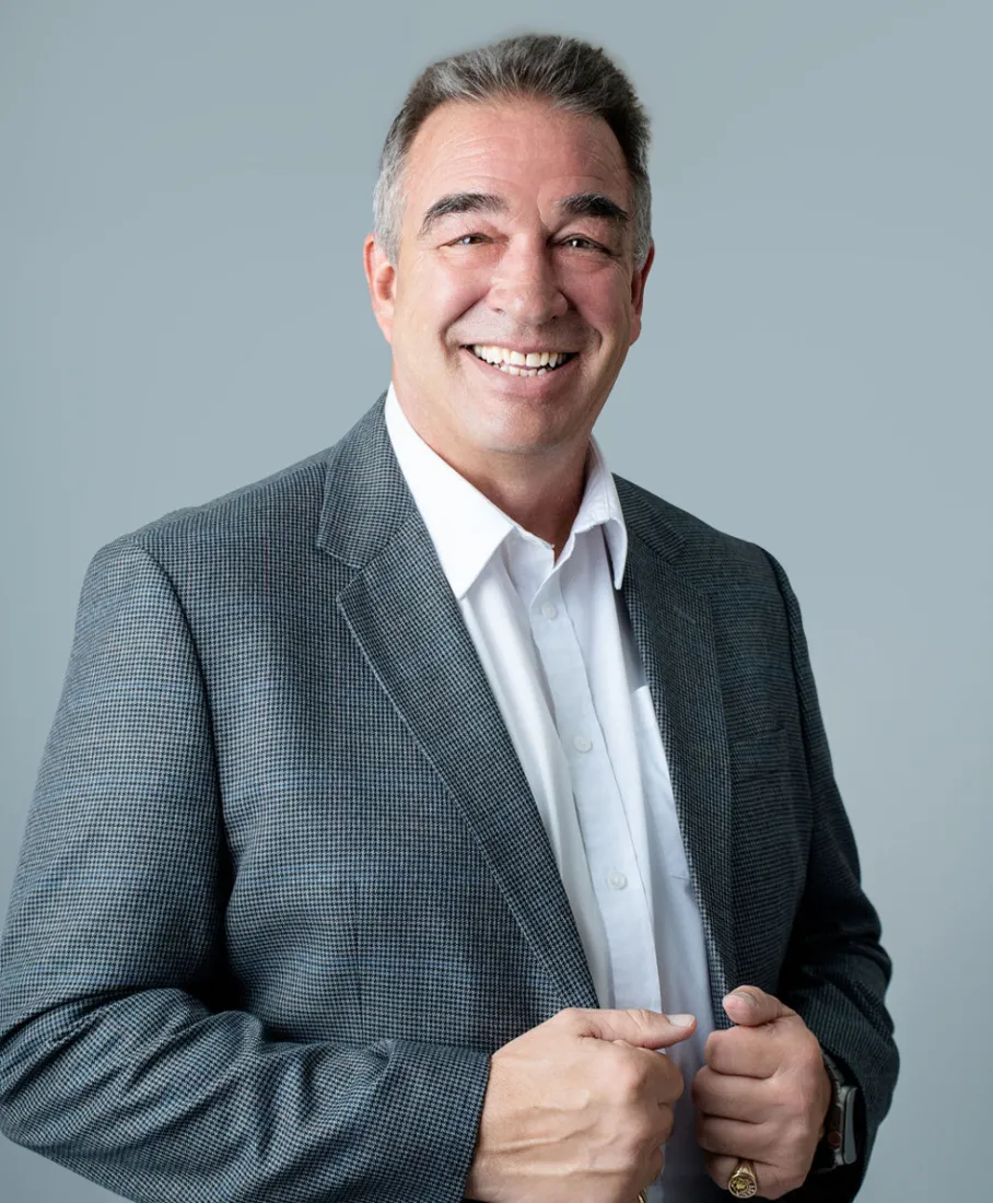 Harry Schikora - Founder