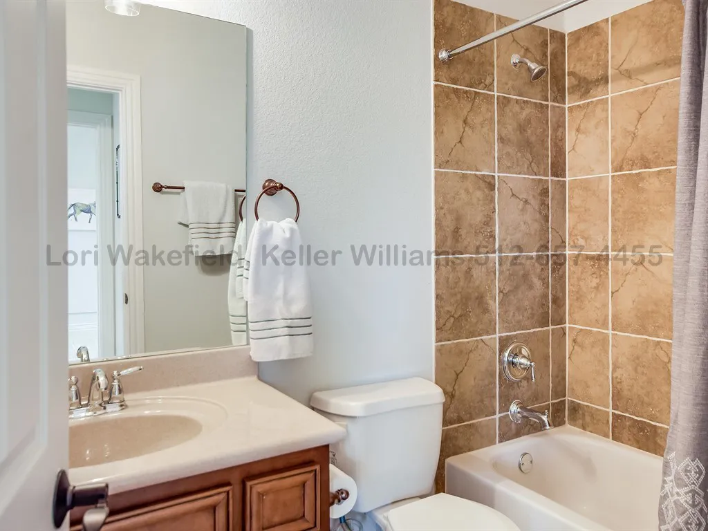 16100 Ozarks Path Austin TX | MLS 6728763 | Lori Wakefield REALTOR Keller Williams