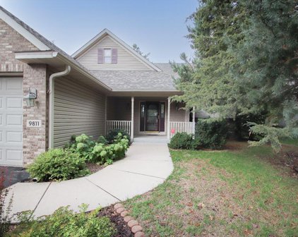 9811 Pin Oak Avenue N, Brooklyn Park