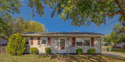 7915 Manassas Dr, Manassas