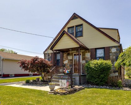 439 Lexington Ave, Cranford Twp.