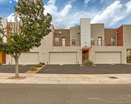 3904 Silver Avenue SE, Albuquerque