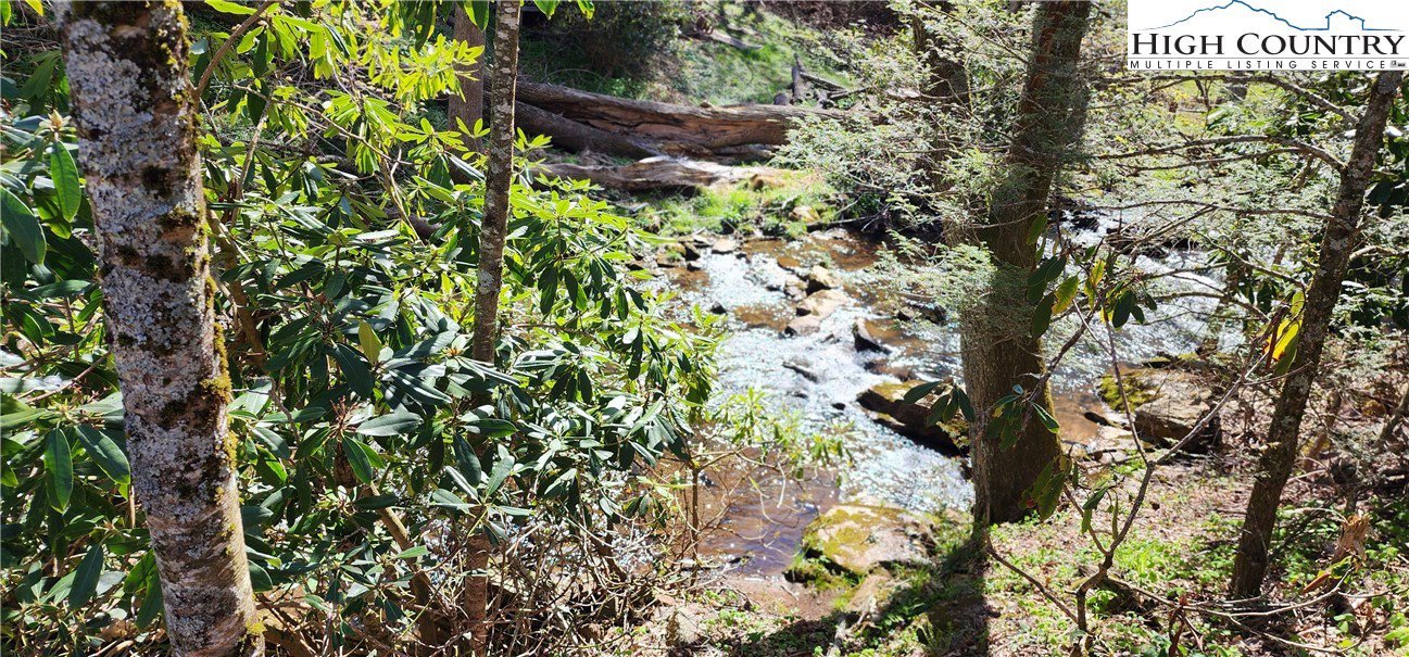 3395 Howards Creek Road, Boone, 28607