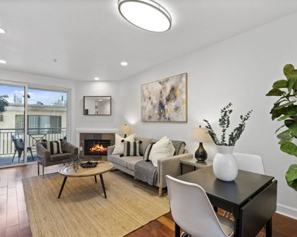6038 Carlton Way Unit 202, Los Angeles